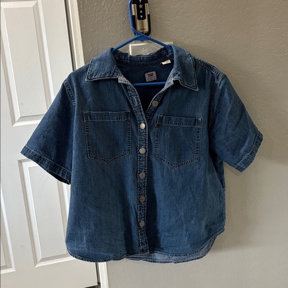 Levi's Blue Denim Button-Up Shirt - Picture 1 of 8
